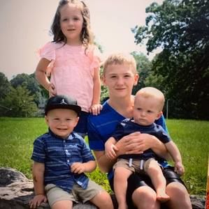 Meet your Posher, Jamie